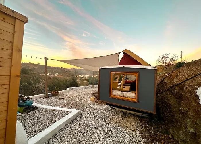 Romantic Accommodation - Hottub & Sauna